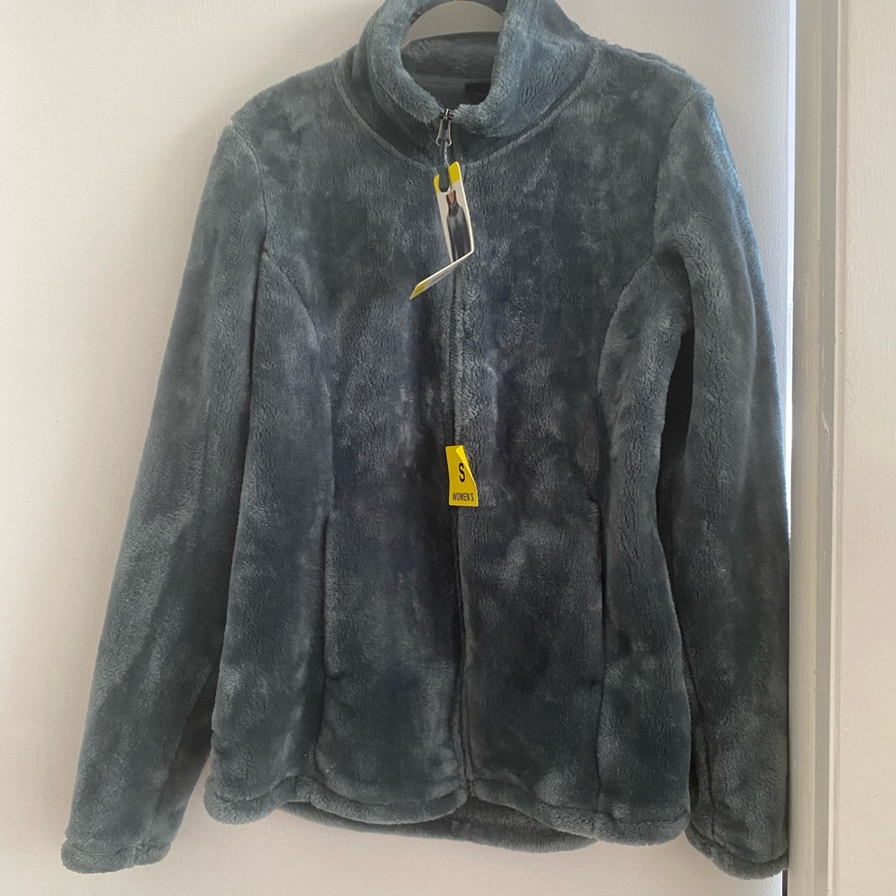 Super comfy plush oversized fleece jacket